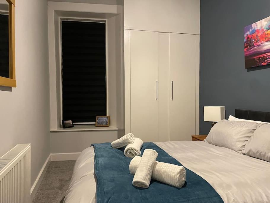 5 Minutes From Loch Lomond - Newly Renovated Ground Floor 1-Bed Flat Apartamento Bonhill Exterior foto