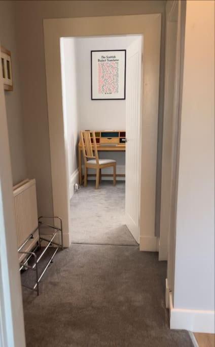 5 Minutes From Loch Lomond - Newly Renovated Ground Floor 1-Bed Flat Apartamento Bonhill Exterior foto
